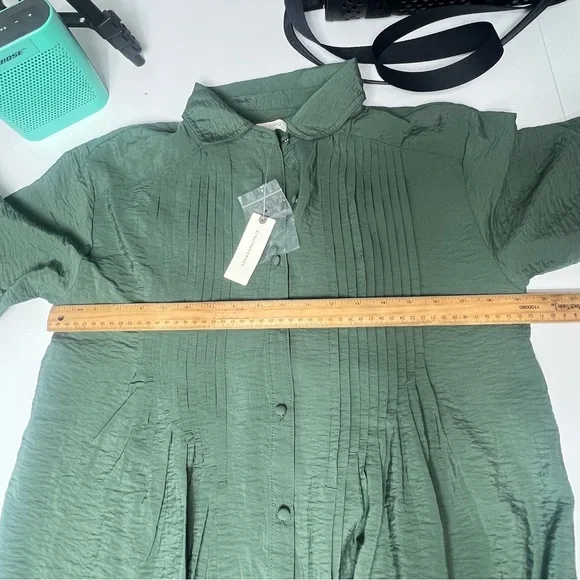 Pilcro Short-Sleeve Pintuck
Tunic Shirt Dress Olive Green Size M NWT - Picture 6 of 15